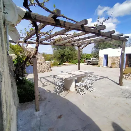 Picturesque Trulli In Itria Valley Holiday home Ostuni